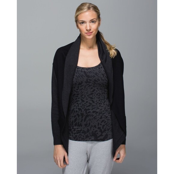 LULULEMON Cabin Yogi Wrap Cardigan Size 2/4 S Heathered Black / Black EUC B77 - Picture 1 of 8